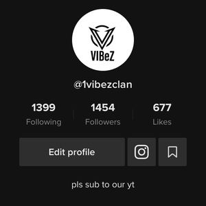 this a tik toc acc with over 1500 followers